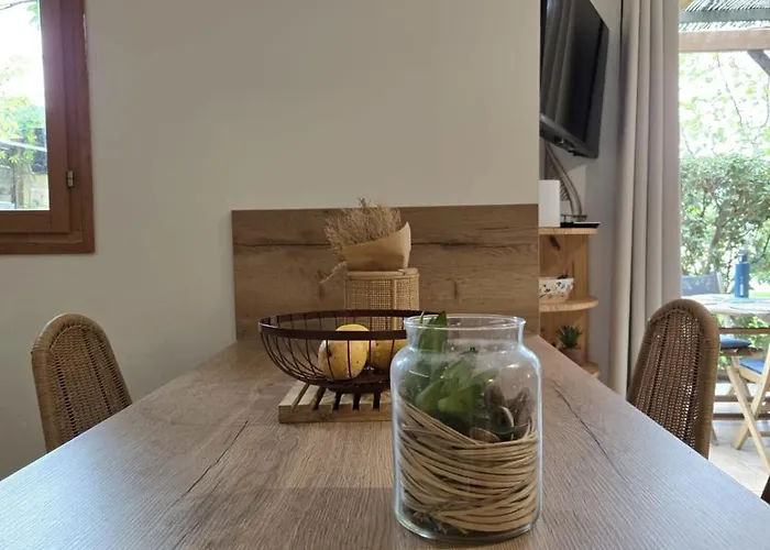 别墅 Mini Vue Jardin Dans Calme Wifi Piscine A Pied