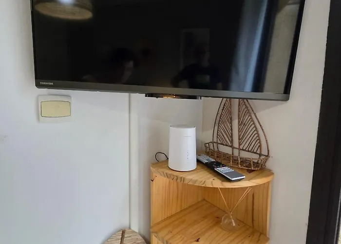 Mini Vue Jardin Dans Calme Wifi Piscine A Pied 赛拉蒂费罗