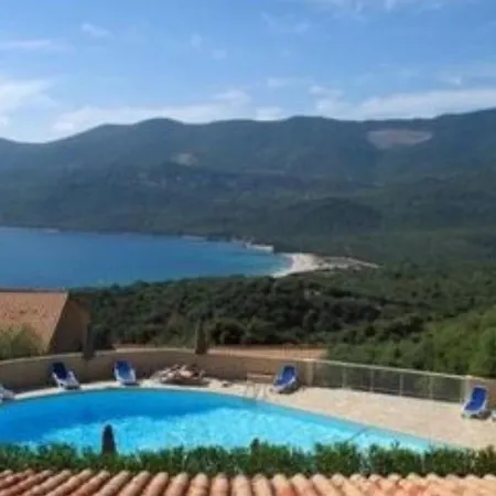 Mini Vue Jardin Dans Calme Wifi Piscine A Pied Vila Serra-di-Ferro (Corsica)