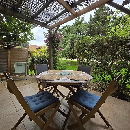 Mini Vue Jardin Dans Résidence Calme Wifi Piscine à Pied Serra-di-Ferro (Corsica)