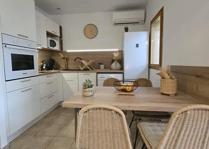 Villa Mini Vue Jardin Dans Calme Wifi Piscine A Pied *