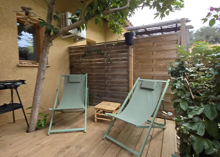 Mini Vue Jardin Dans Calme Wifi Piscine A Pied Villa *